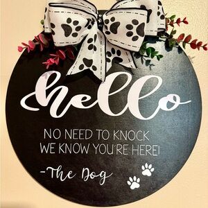 Black and White Dog Paw Welcome Sign